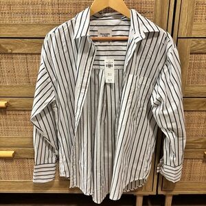 Abercrombie & Fitch Black and White Striped Shirt